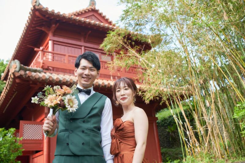 沖縄伝統まんさいパークむら咲むらでウェディング撮影♪