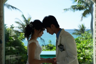 リゾート感溢れるチャペル&ビーチでフォトウェディング♪