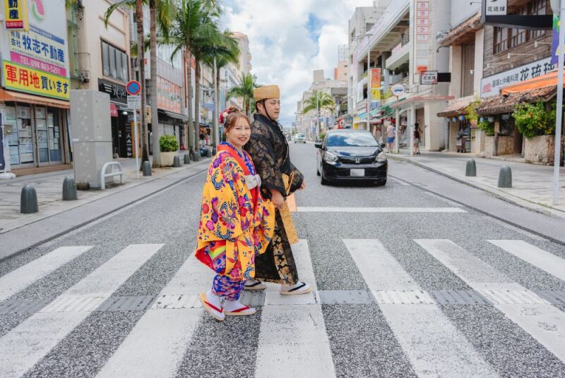 那覇の街でのオフショット♪ロケ地への途中