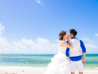 お二人らしく！笑顔満載のウェディングフォト♪