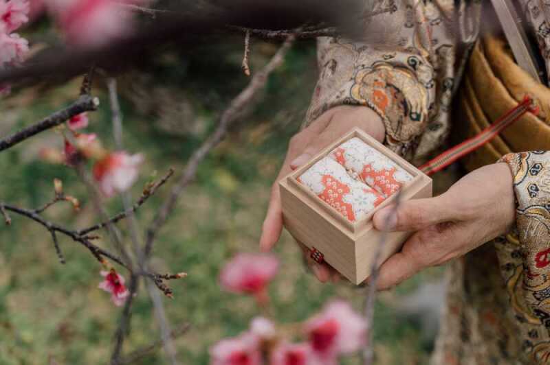 結婚指輪、素敵な和風リングボックスに