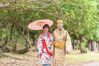 来沖の思い出に沖縄伝統の琉装で撮影してみては？