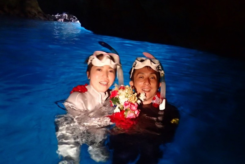 青の洞窟シュノーケル