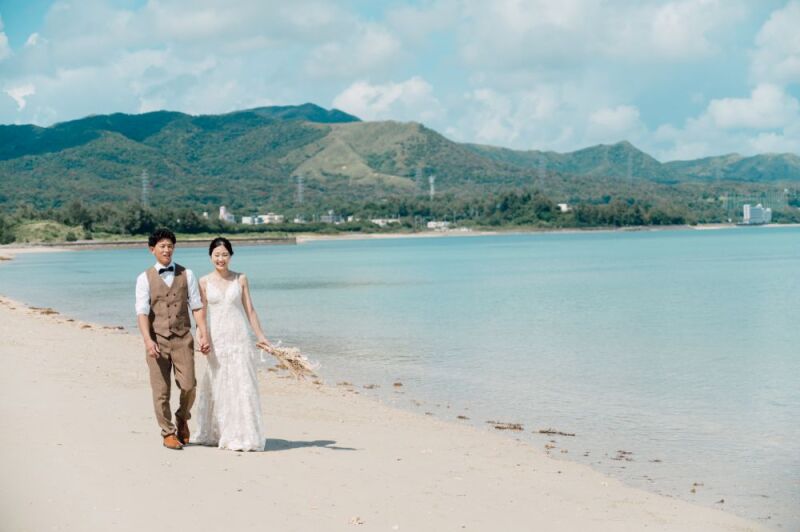 ビーチで撮影開始♪