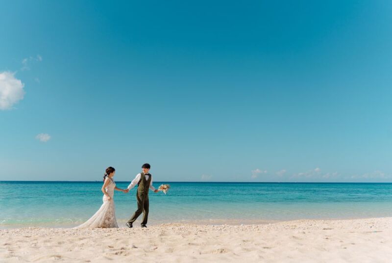 次のロケ地ビーチへ到着!