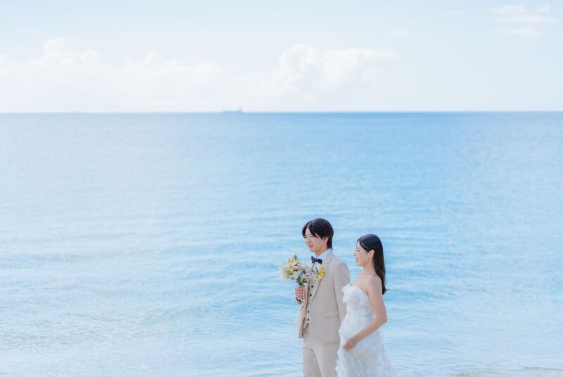 ロケ地1:沖縄読谷村のプライベート感のあるビーチ