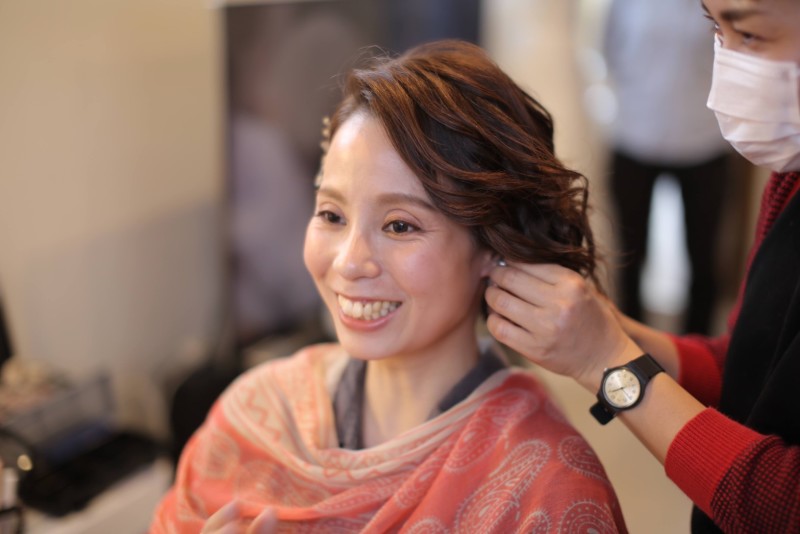 お支度中から撮影スタート