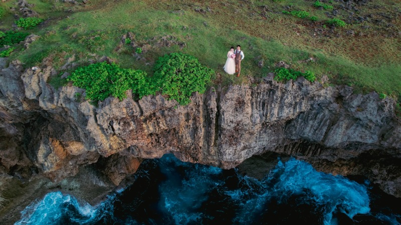 琉球エンターテイメント(琉球ウェディング・studioCASA)_海で撮影できる