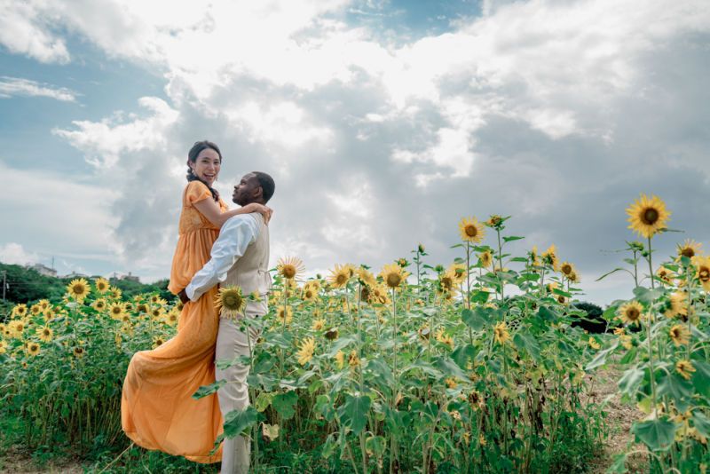 【マタニティフォト】室内+ビーチロケ!両方で撮影可能♪ たっぷり100カット納品で大満足!マタニティ対応ドレスあり♪読谷店