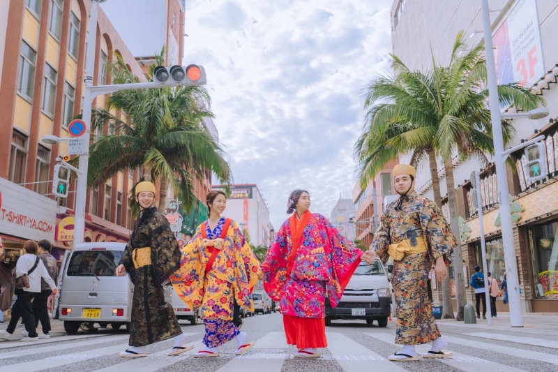 【那覇2ロケ】琉装＋私服＋街歩き+庭園＋スタジオなどたくさん撮れる♪【県内最多のバリエーション】世界遺産などロケ場所多数