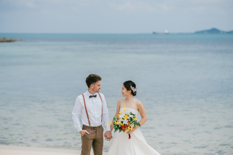 ⭐︎きらきらチャペル+ビーチ200カットプラン【丘の上チャペル&ビーチフォト】衣装+ヘアメイク+アテンドすべて込み!