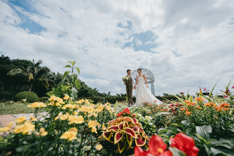 ⭐︎きらきらチャペル+ビーチ200カットプラン【丘の上チャペル&ビーチフォト】衣装+ヘアメイク+アテンドすべて込み!