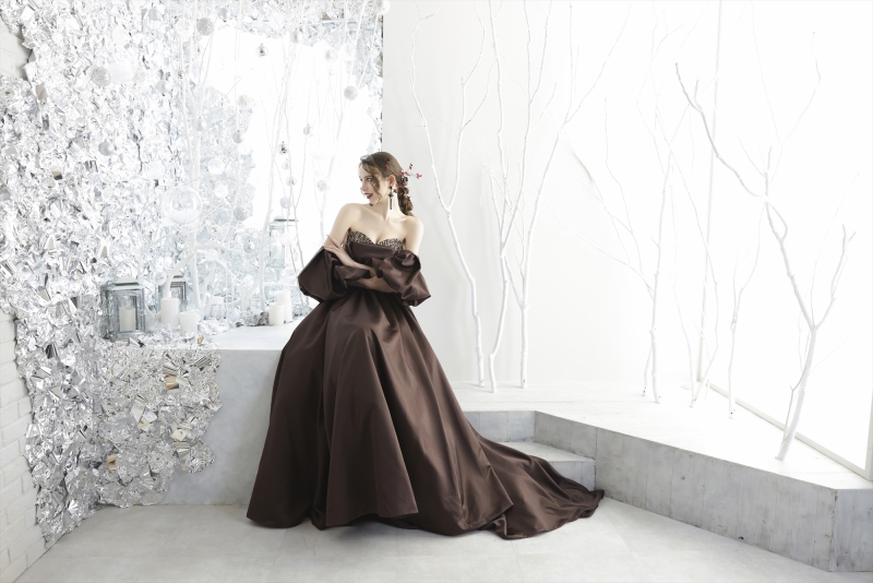 スタジオエミュ_カラードレスが豊富