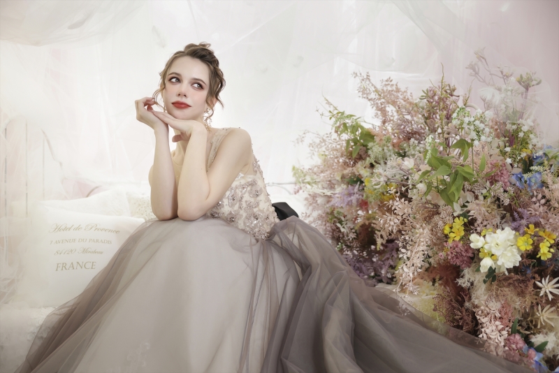 スタジオエミュ_カラードレスが豊富