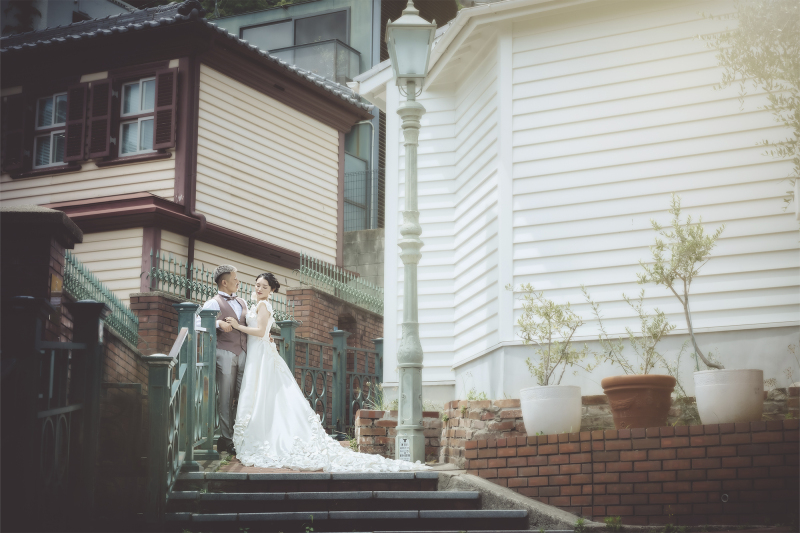 【直近予約可】洋装1着　昼ロケ＆スタジオ撮影プラン（試着回数無制限＆プレミアムレタッチ付）