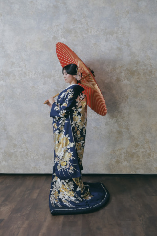 A80 群青黄華