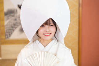 スタジオで和装と洋装　全データ付　132,000円はお得？