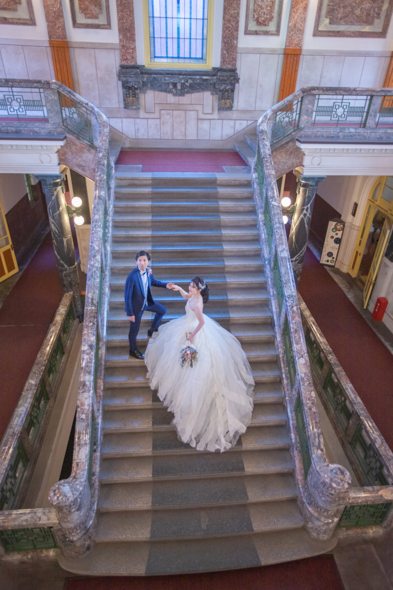 ウエディングドレスに衣装チェンジをしてロケ地へ