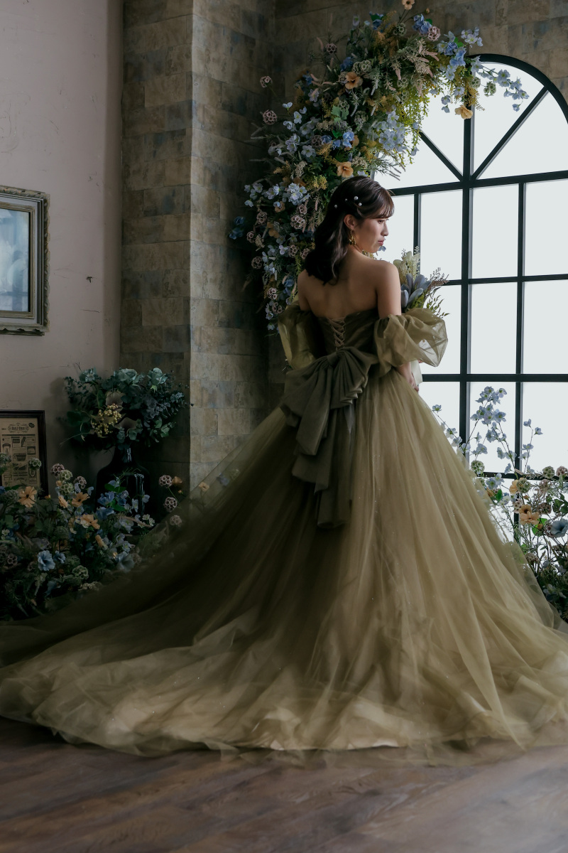 洋装新婦ソロショット