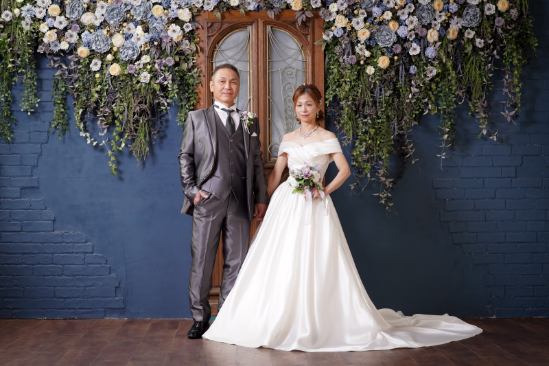 ウエディングドレスに着替えて