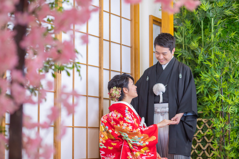 色打掛とウエディングドレスでスタジオ撮影