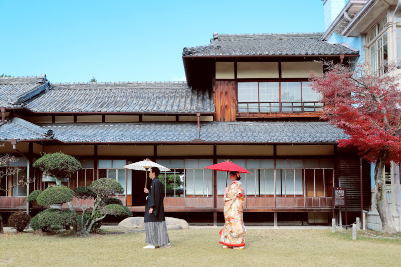 歴史ある佇まいとともに