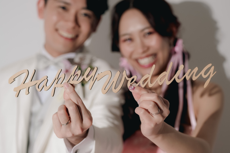 HAPPY WEDDING