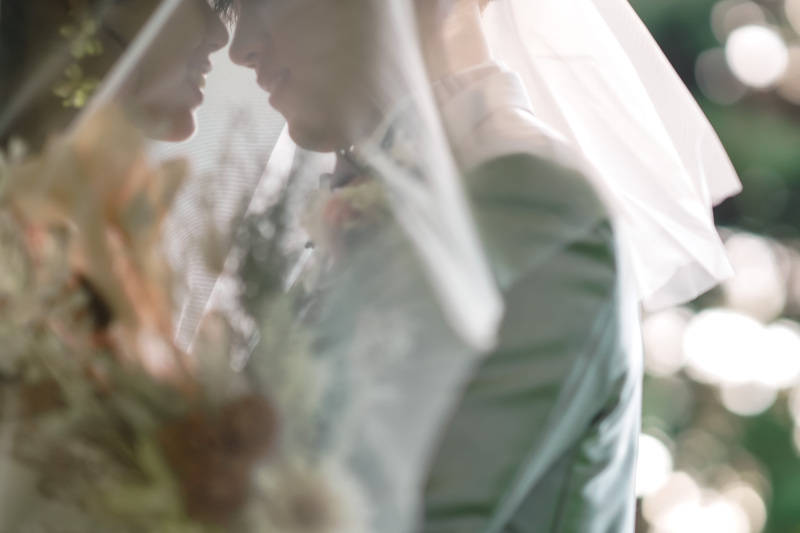 目元が写っていなくても