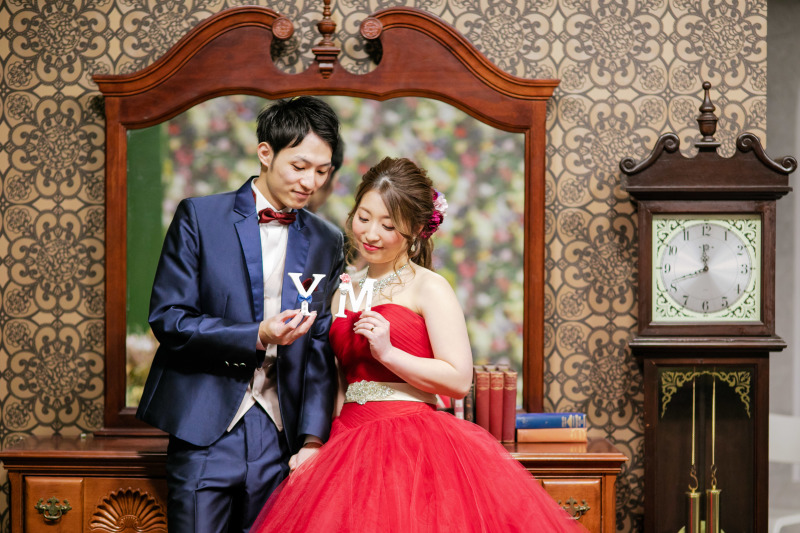 ドレスは白とカラードレス両方着れます!