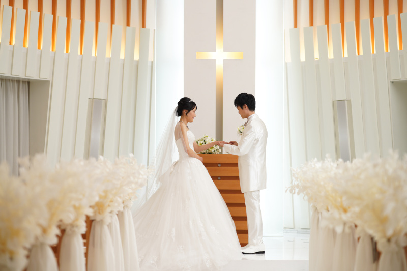 白を基調とした東急ホテルチャペル