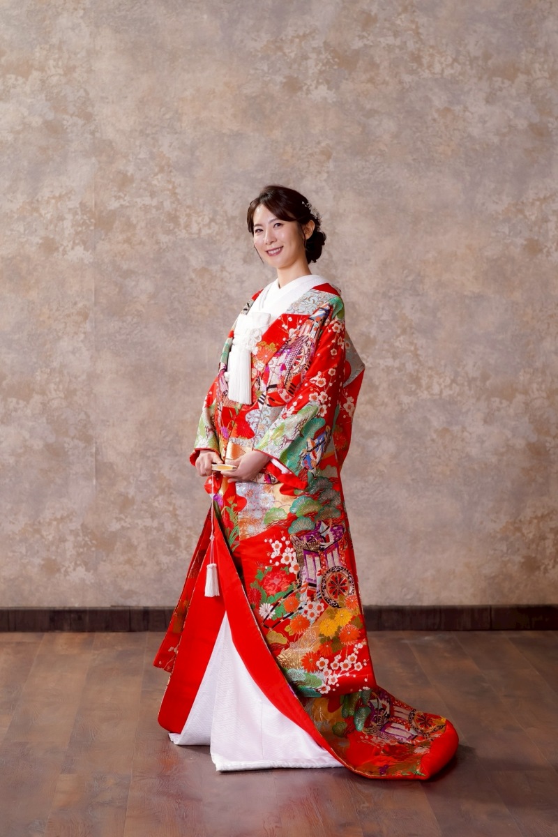 名古屋フォトスタジオcarpediem（カルぺディエム）_色打掛・着物が豊富