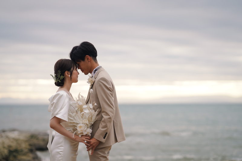 お気に入りのドレスを、お気に入りのロケ地で！　野間灯台が個人的に好きです。