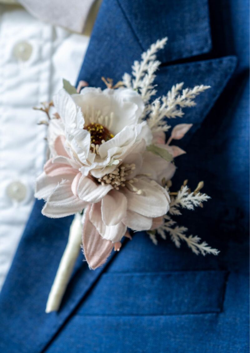 ブートニアBT002