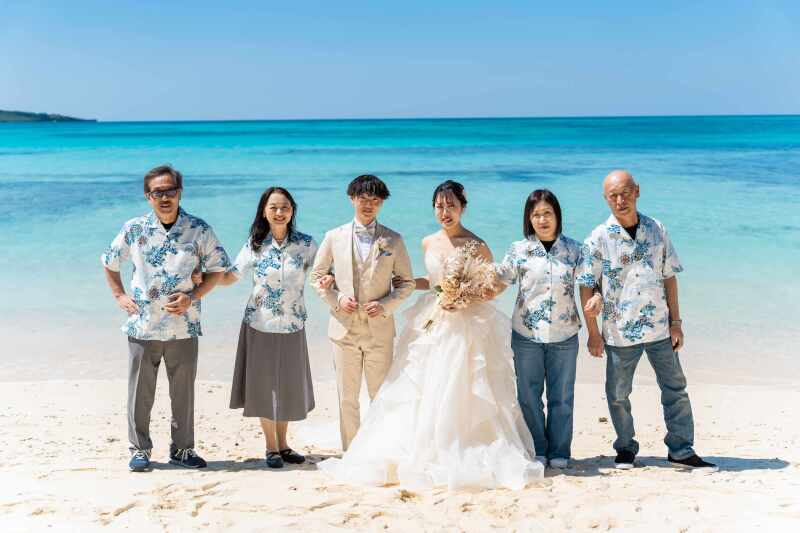 ビーチでもご家族ショット