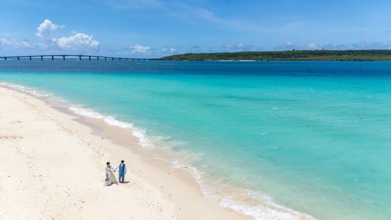 【シエロ宮古のスタッフが紹介します!】長く白い砂浜と青い海+緑いっぱいのガーデン
