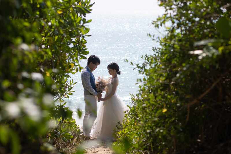 ビーチへ行くみちすがら