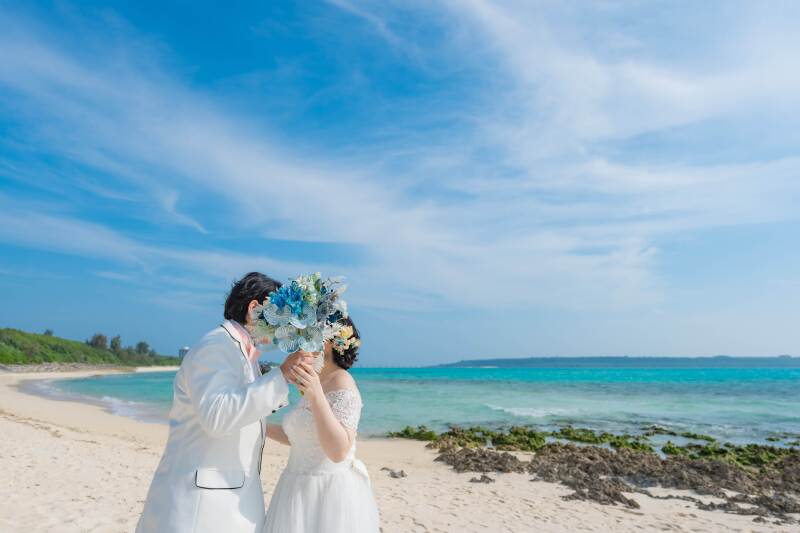 どこまでも青と白！