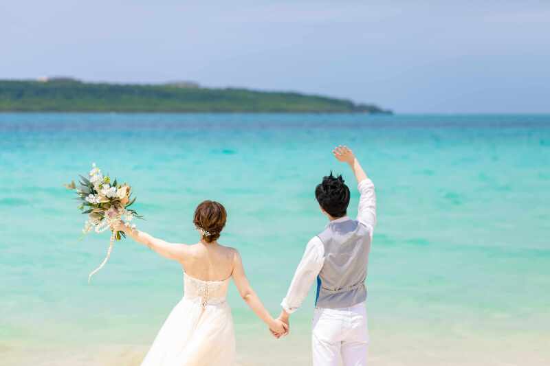 海に向かって誓い？