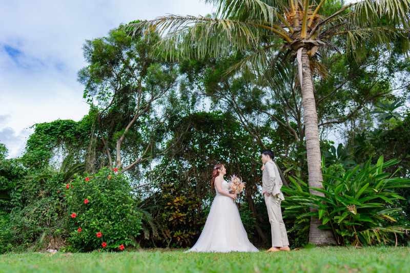 ブーゲンビリアに囲まれて