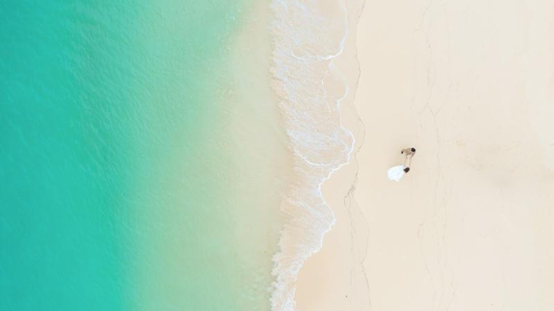 美しすぎる海と砂浜