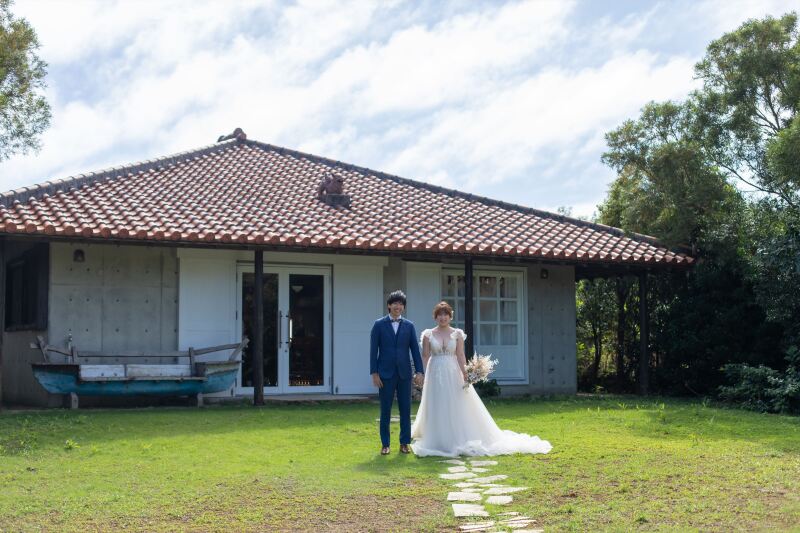 サロンの前で記念写真です