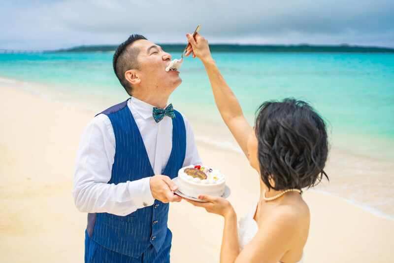 ビーチでケーキイベント