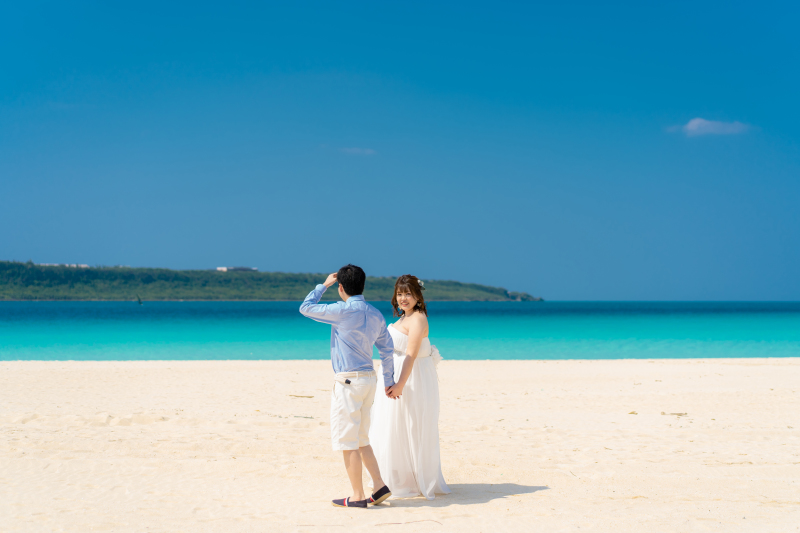 きらきら輝くビーチへ