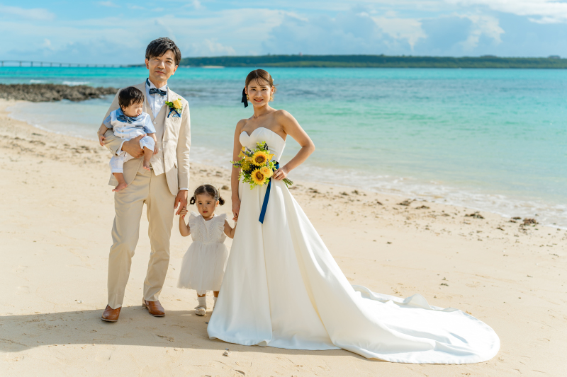 【シエロ宮古島のスタッフが紹介します！】貸切スタジオでファミリーフォト♪