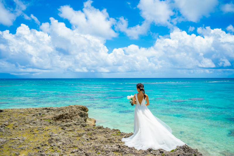 シエロ宮古島 Garden Villa_ウエディングドレスが豊富