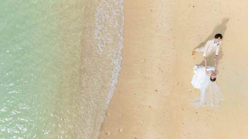 【船で⾏く幻の島・ユニの浜プラン】Tiktok で “天国に⼀番ビーチ” で注⽬のスポット!1⽇1組限定でふたりだけの思い出を