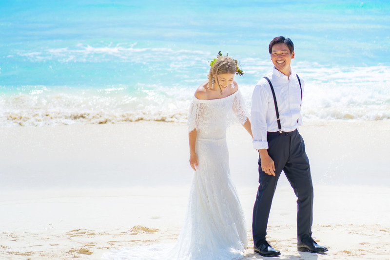 【どちらかが40代以上の方限定】MIYAKOアニバーサリーフォトプラン★ビーチ&ガーデン他・100カット・ヘアメイク&衣装込★