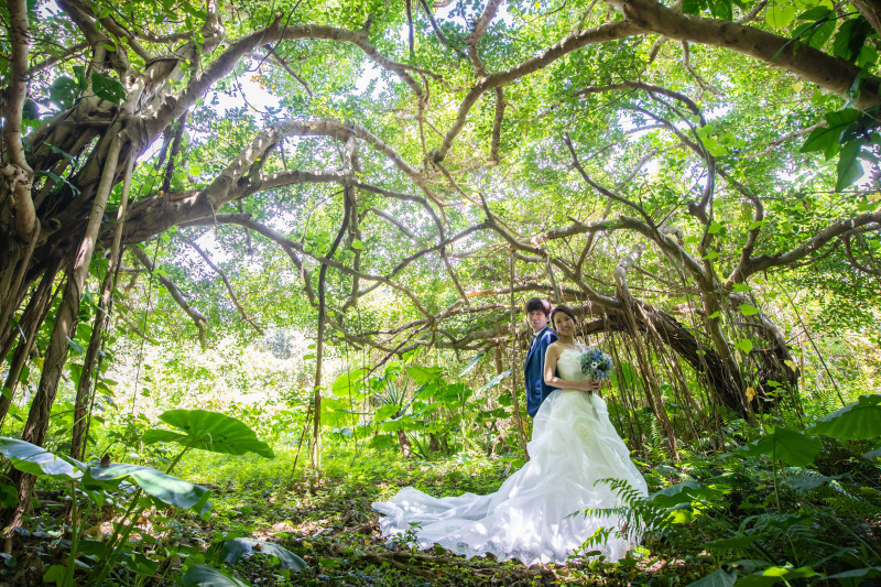 【穴場ビーチ多数!】来間島フォトピクニックプラン/ビーチ&島ロケ・150カット・ヘアメイク&ウェディングドレス・来間島撮影料込み