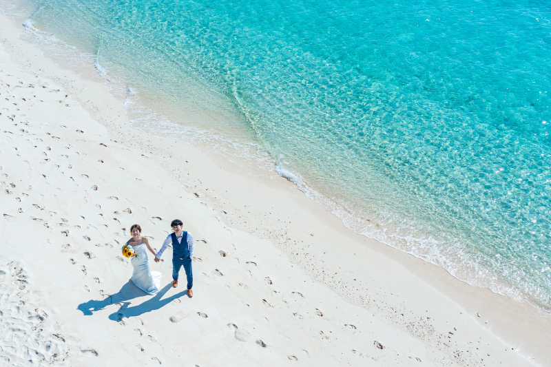 【撮影日6ヶ月以上先・カット数50%増量・ドローン空撮付】早割いま得プラン/ビーチ&ガーデン・180カット・ヘアメイク&衣装込