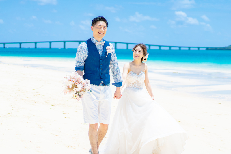 【結婚式オープニングムービー付き】フォトシューティングプラン/ビーチ&ガーデン・150カット&OPムービー・ヘアメイク&ドレス込